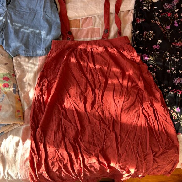 Twik jupe rouge brique à boutons / Twik rust red button-front skirt - Picture 2 of 3